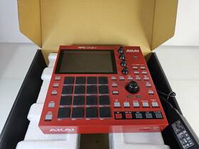 Am1089053 Akai 694318026083 Professional Mpc One Plus Standalone Drum Machine Red