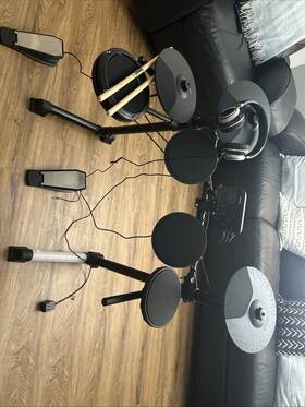Alesis 761835703497 Electronic Drum Set For Beginners Full Size Eight-piece Midi Usb Electric Cymbal