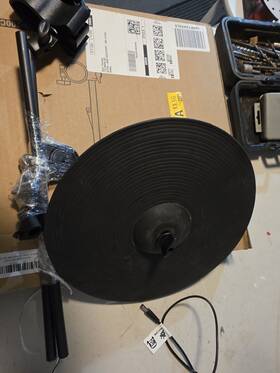 Alesis Dd-200cy Dm5 Electronic Drum Cymbal With Mounting Arm Clamp Cable