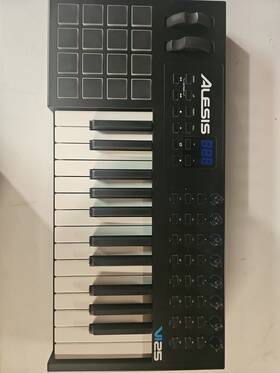 Vi25 Alesis Used Midi Board