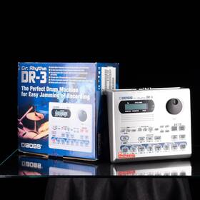 Boss 53bos001 Used Dr. Rhythm Dr-3 Drum Machine With Box