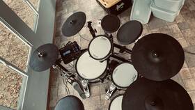 Td-27kv2 Roland Td27kv2 Electronic V-drum Kit With Tama Iron Cobra Dbp And 2 Xtra Pads