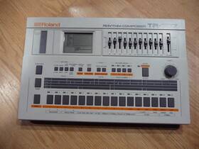 Tr707 Roland Vintage Drum Machine Nice....ez Parts Repair Project