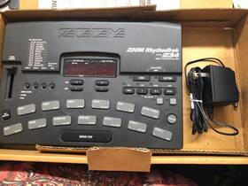 U505688 Zoom Rhythm Trak 234 Drum Machine Used