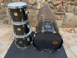 Yamaha Maple Custom 4PC Drum Set Kit. Fixed Price $1995.00.