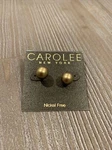 $24 Carolee Gold Pearl Stud Earrings B235. Fixed Price $19.99.