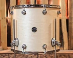 Dw Performance Satin Natural Floor Tom - 16X18. Fixed Price $749.00.