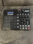 Akai Professional MPD226 Midi Pad Controller / Stand Included Free. Fixed Price $86.00.