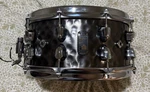 Mapex Black Panther Persuader Snare - 14" 6.5" Hammered Brass Excellent. Fixed Price $380.00.