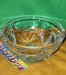 Tiffany & Co. Signature Star Pattern Cut Lead Crystal Glass Centerpiece Bowl. Fixed Price $84.99.